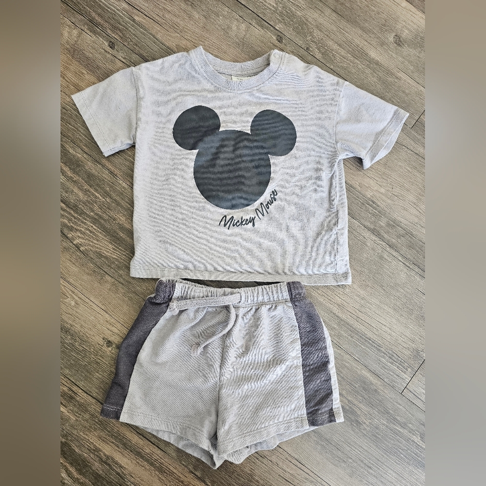 DISNEY/H&M Light Gray Mickey Mouse Set Sz 12M